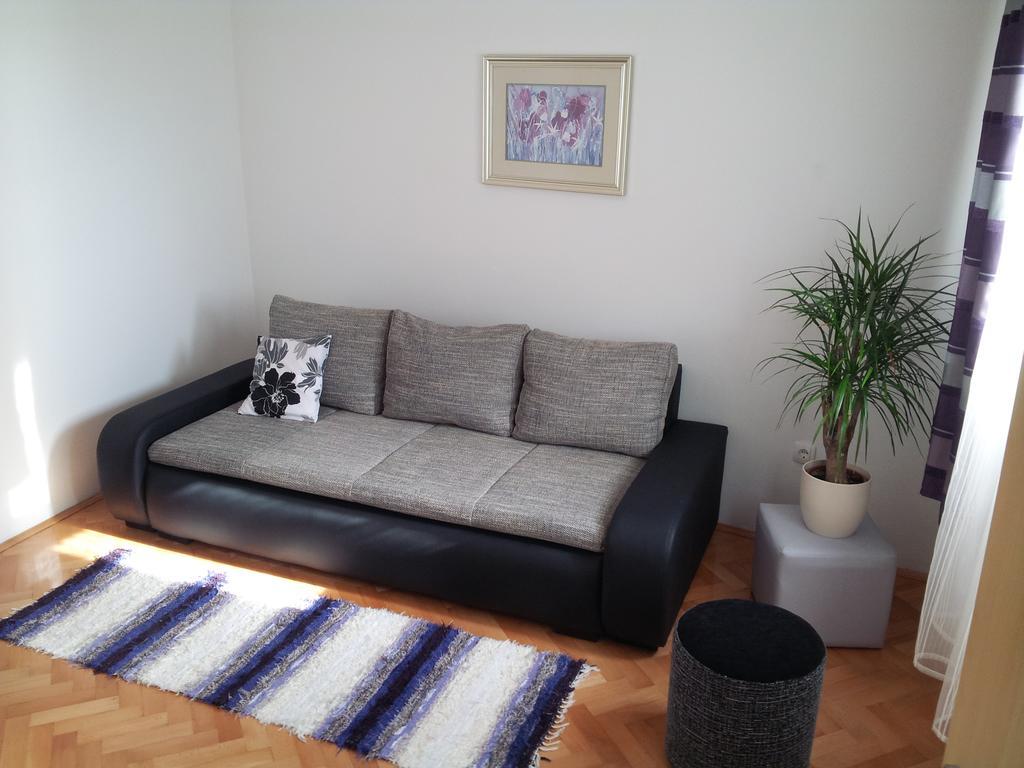 Apartman Feel Center *