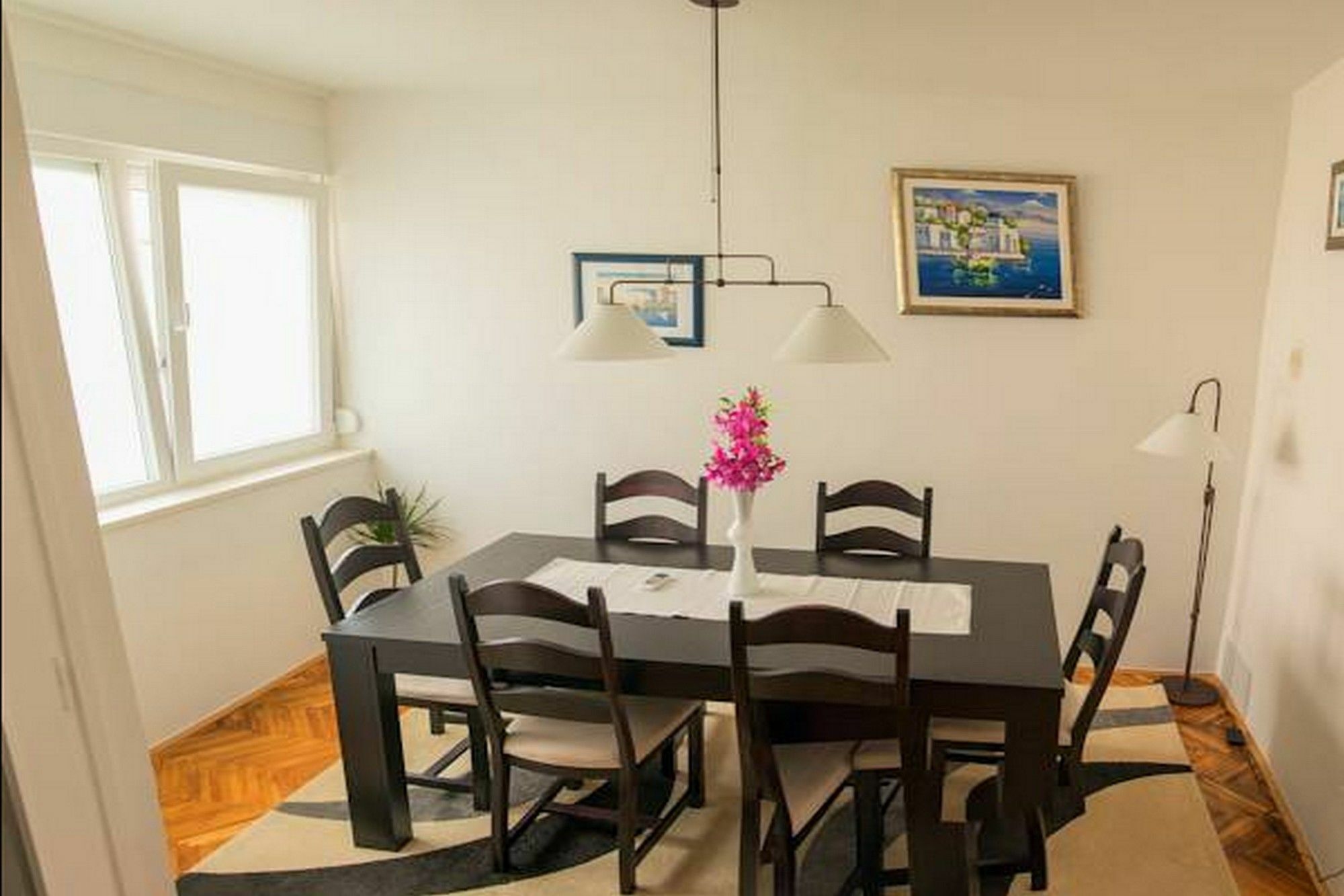 Feel Center Apartman